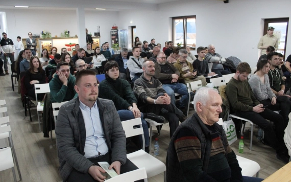 Elrajtoltak a Kertészeti Szakmai Napok Csíkmadarason