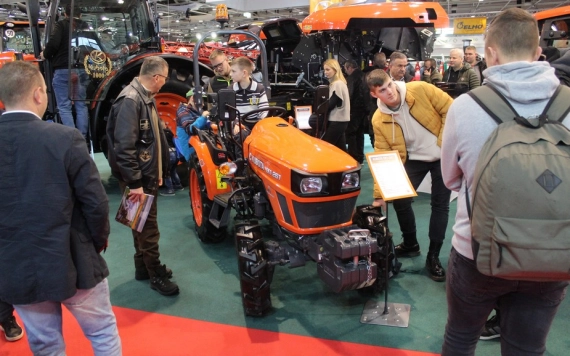 Rangos traktor- és mezőgép-kiállításon a partiumi gazdák