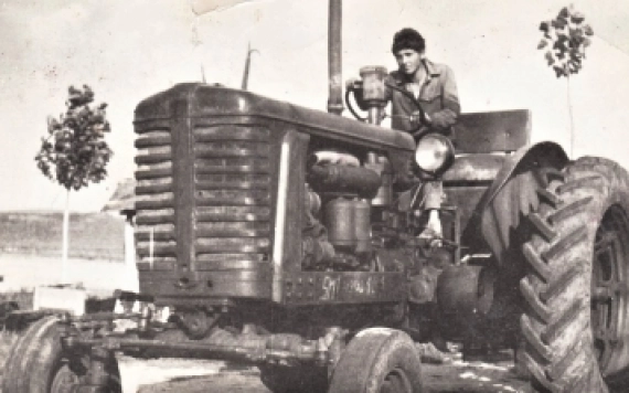 Kovács István 1968 UTOS 26 traktor Magyarcsaholy